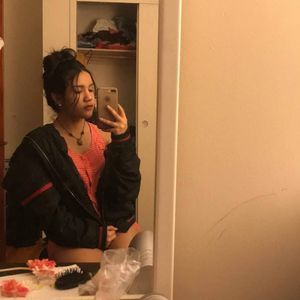 Meet your Posher, Melanie